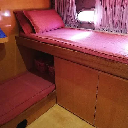 Amber Princess Boat & Breakfast Botel Salerno