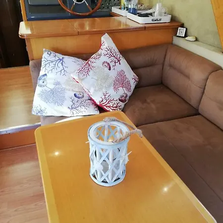 Botel Amber Princess Boat & Breakfast Salerno