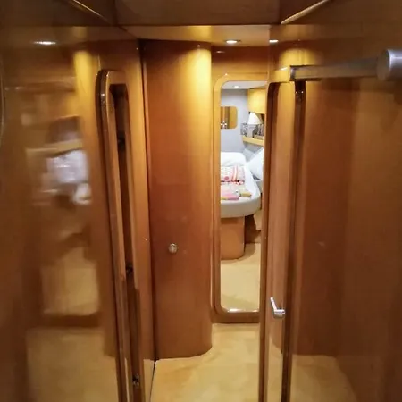Botel Amber Princess Boat & Breakfast Salerno